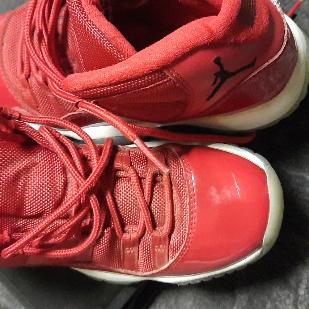 Jordan's - Picture 3 of 7